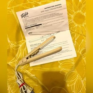 Studio, dry mini hair straightener